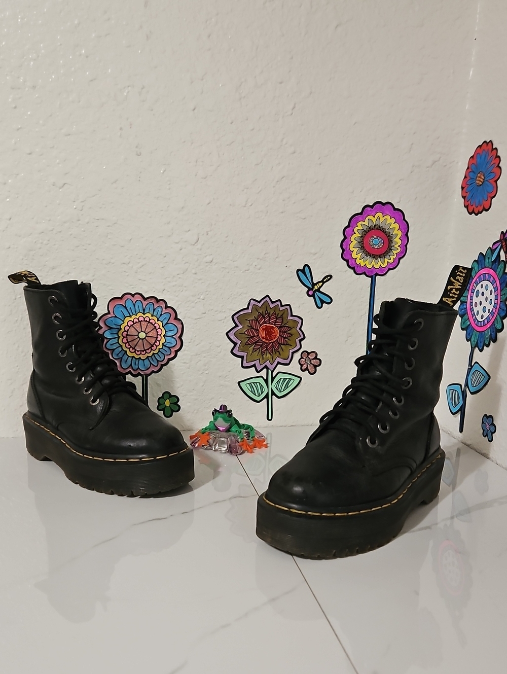 Dr. Martens Jadon III 8-eye Platform Combat Boot